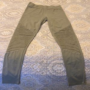 Charlie Paige Moto leggings